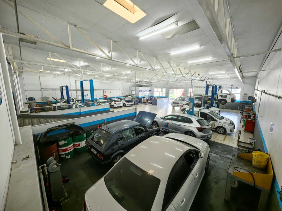 To Let commercial Property for Rent in Wynberg Western Cape
